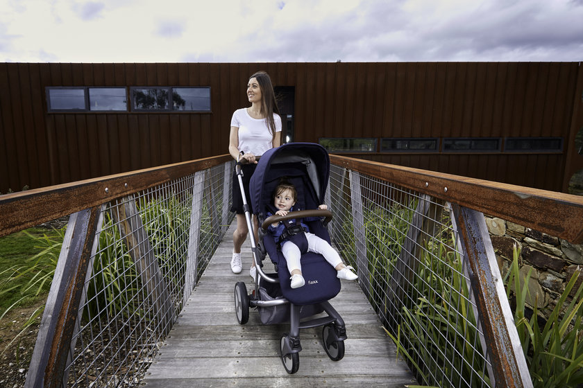 what to look for when buying a pram